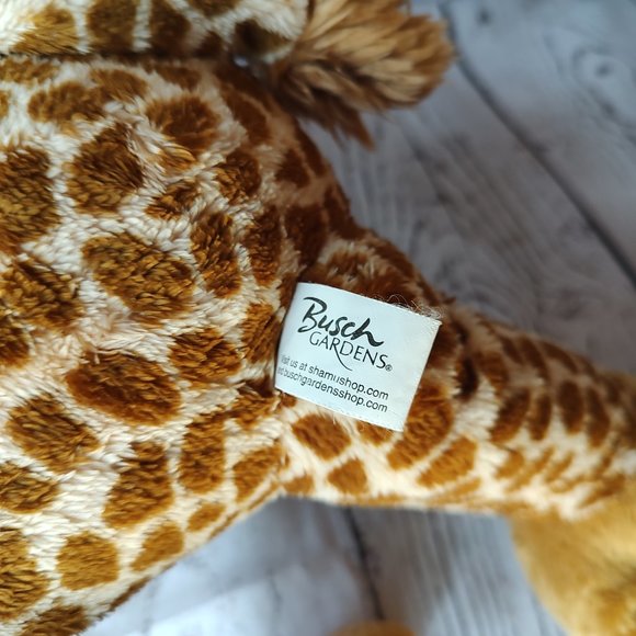 BUSCH GARDENS plush 13" sitting giraffe lovey gift park amusement - Picture 4 of 6